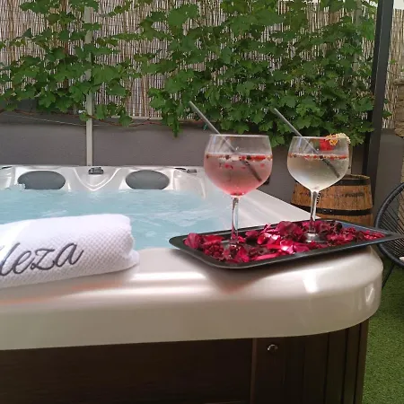 Belleza With Private Jacuzzi アパート *