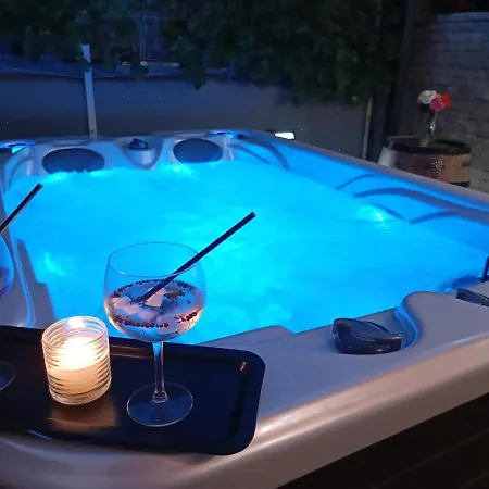 Apartment Belleza With Private Jacuzzi Zadar