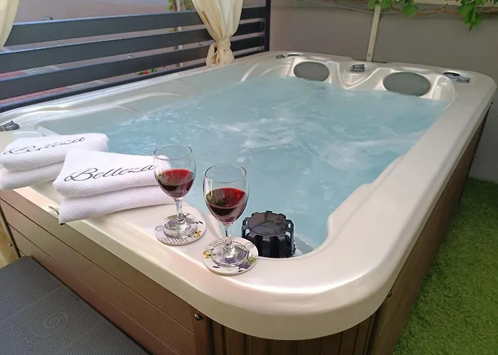 Belleza With Private Jacuzzi