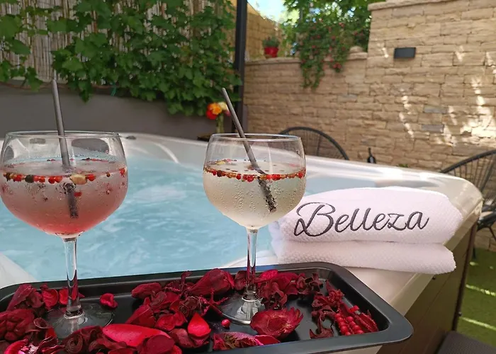 Belleza With Private Jacuzzi